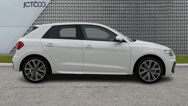 Used Audi A1 2025 for sale - 76285575: Photo 4