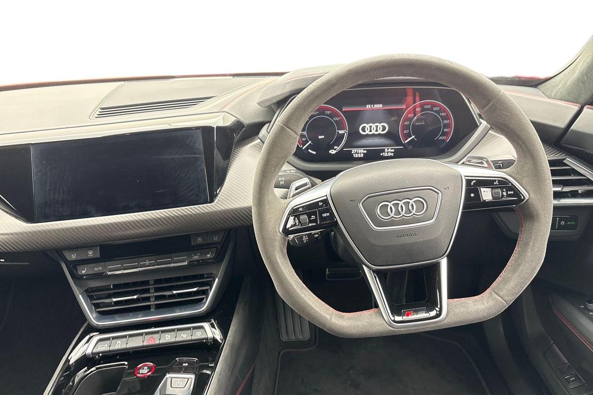 Used Audi RS e-tron GT 2022 for sale - 77902698: Photo 11