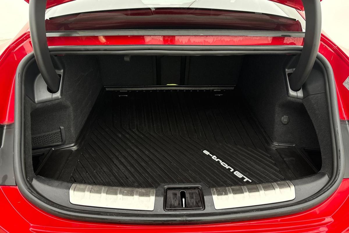 Used Audi RS e-tron GT 2022 for sale - 77902698: Photo 12