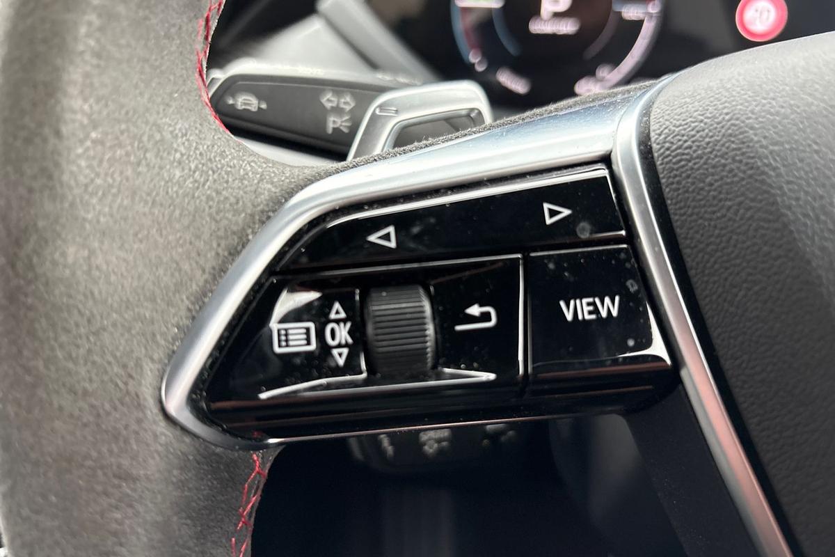 Used Audi RS e-tron GT 2022 for sale - 77902698: Photo 16