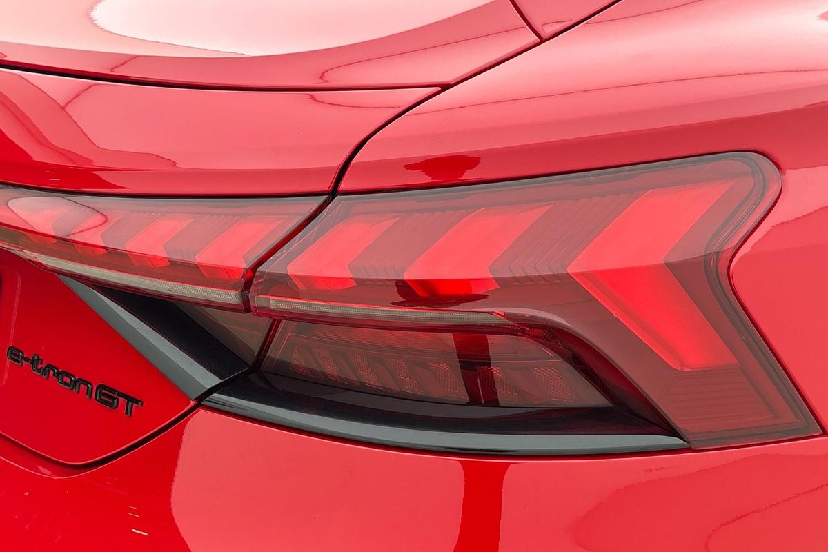 Used Audi RS e-tron GT 2022 for sale - 77902698: Photo 18