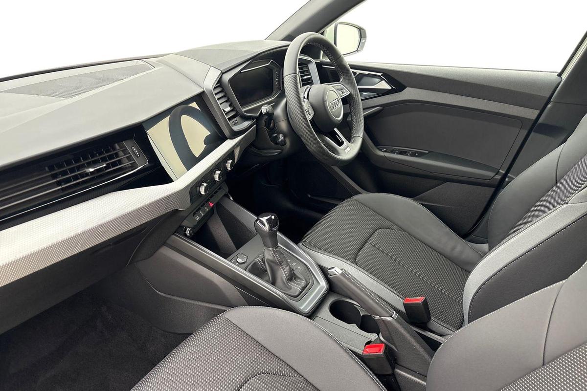 Used Audi A1 2025 for sale - 77533418: Photo 2