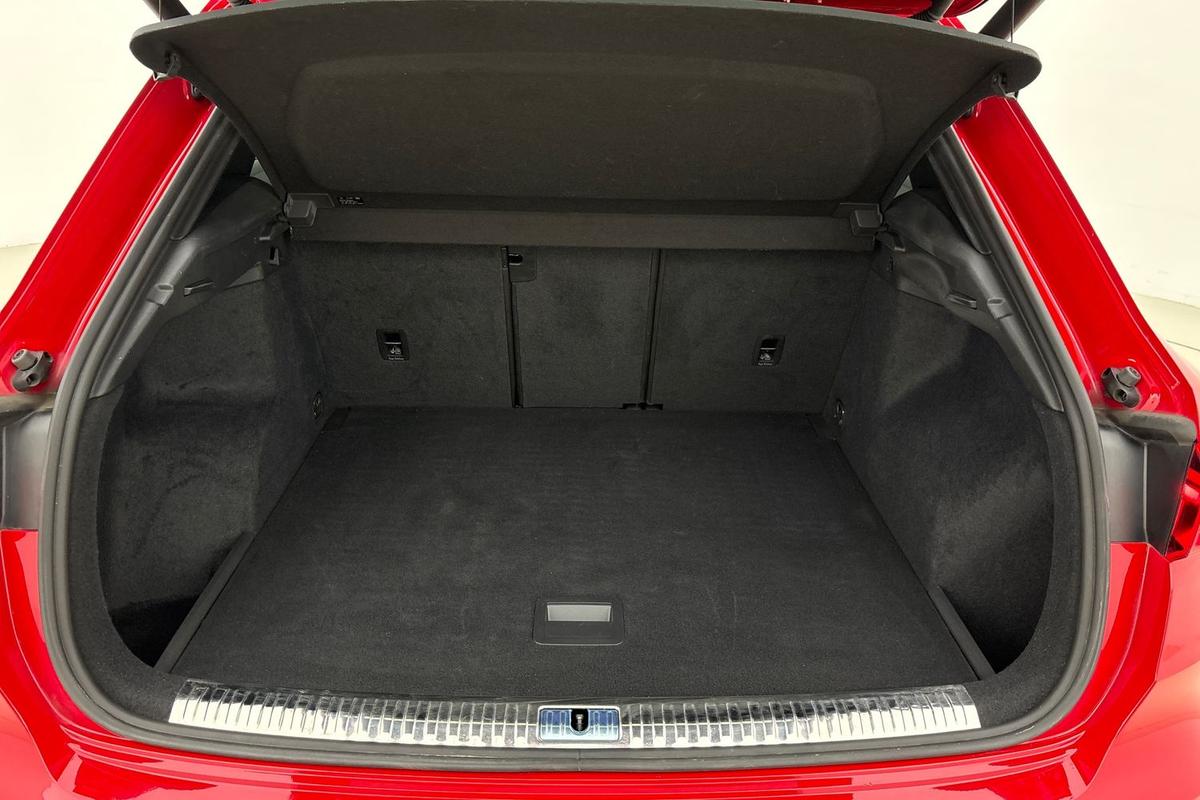 Used Audi Q3 2020 for sale - 77532949: Photo 12