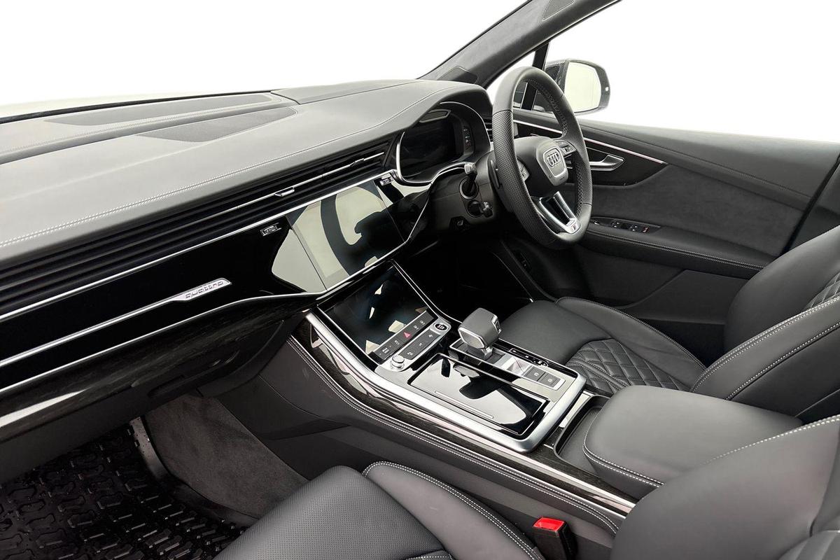 Used Audi Q7 2026 for sale - 78141880: Photo 2