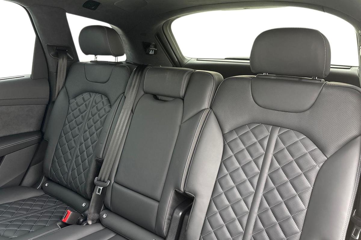Used Audi Q7 2026 for sale - 78141880: Photo 9