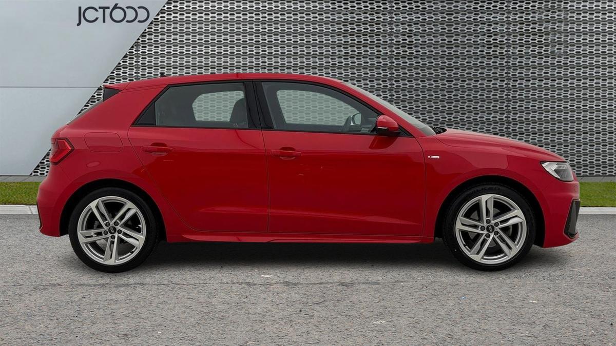 Used Audi A1 2023 for sale - 76676504: Photo 4