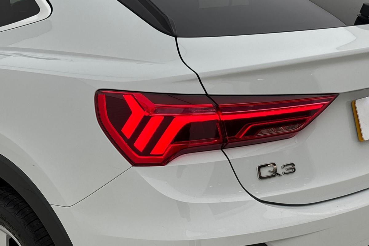 Used Audi Q3 2022 for sale - 76343841: Photo 18