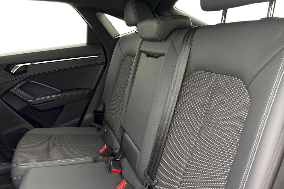 Used Audi Q3 2022 for sale - 76343841: Photo 9