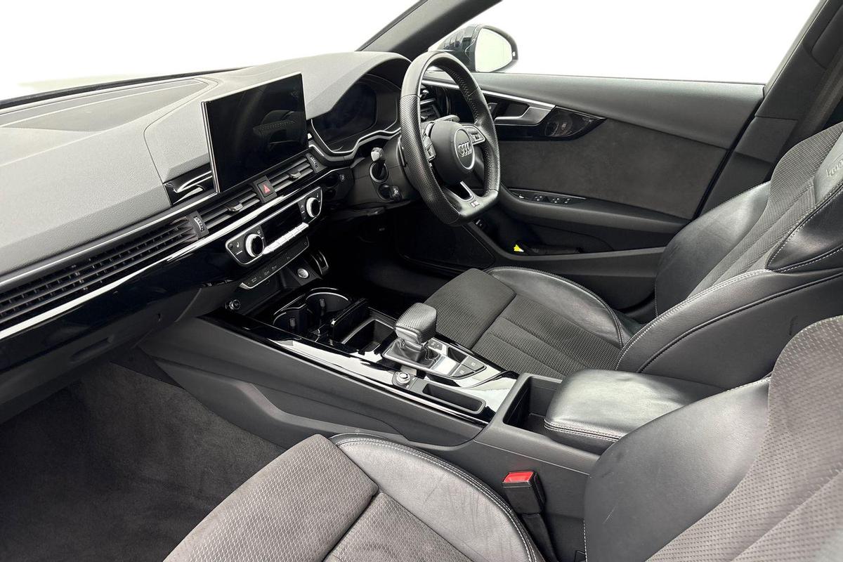 Used Audi A4 2020 for sale - 76681290: Photo 2