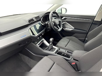 Used Audi Q3 2021 for sale - 76253869: Photo 2