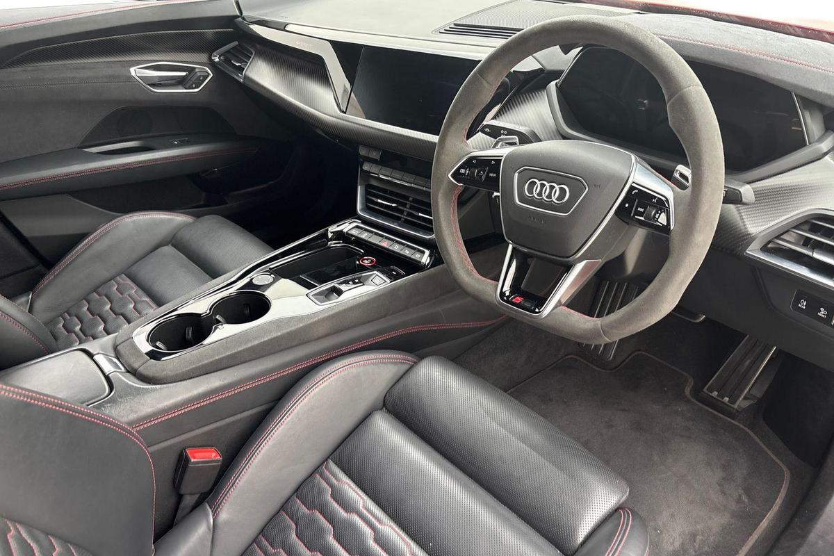 Used Audi RS e-tron GT 2022 for sale - 77332659: Photo 6