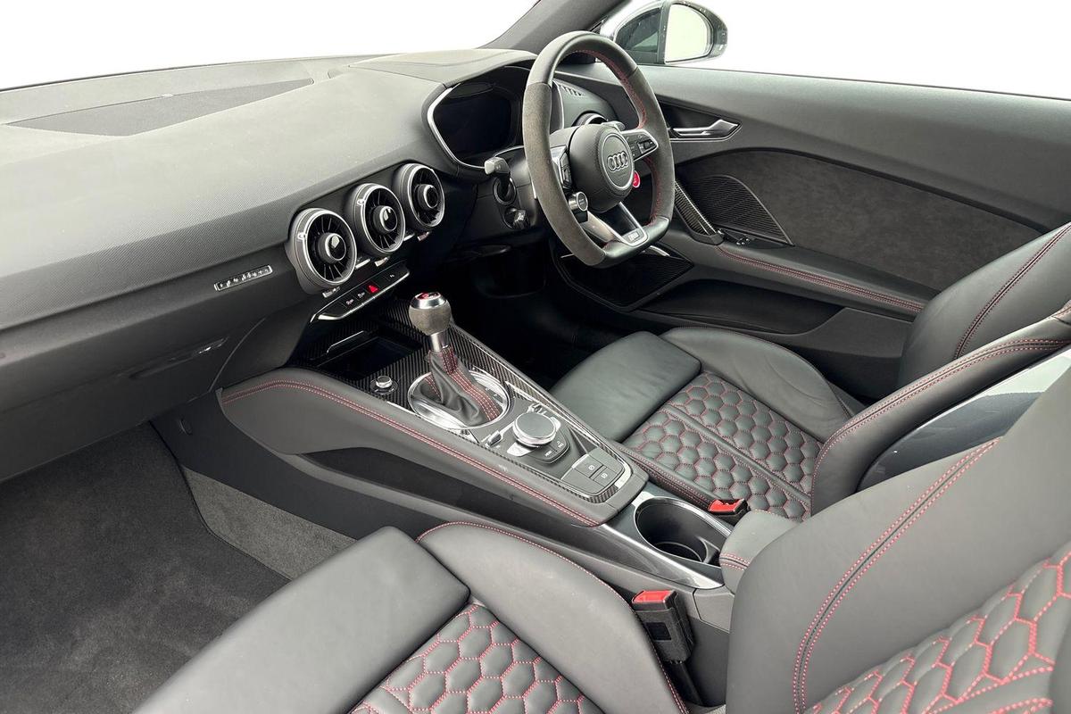 Used Audi TT 2023 for sale - 77532996: Photo 2