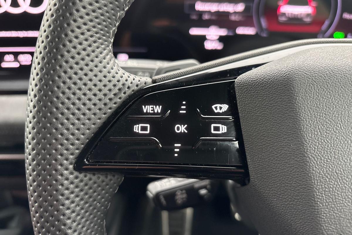 Used Audi Q6 e-tron 2025 for sale - 78139698: Photo 16