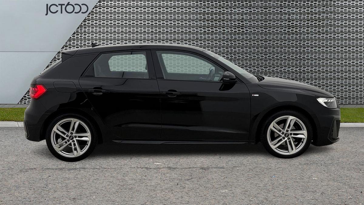 Used Audi A1 2022 for sale - 76675744: Photo 4