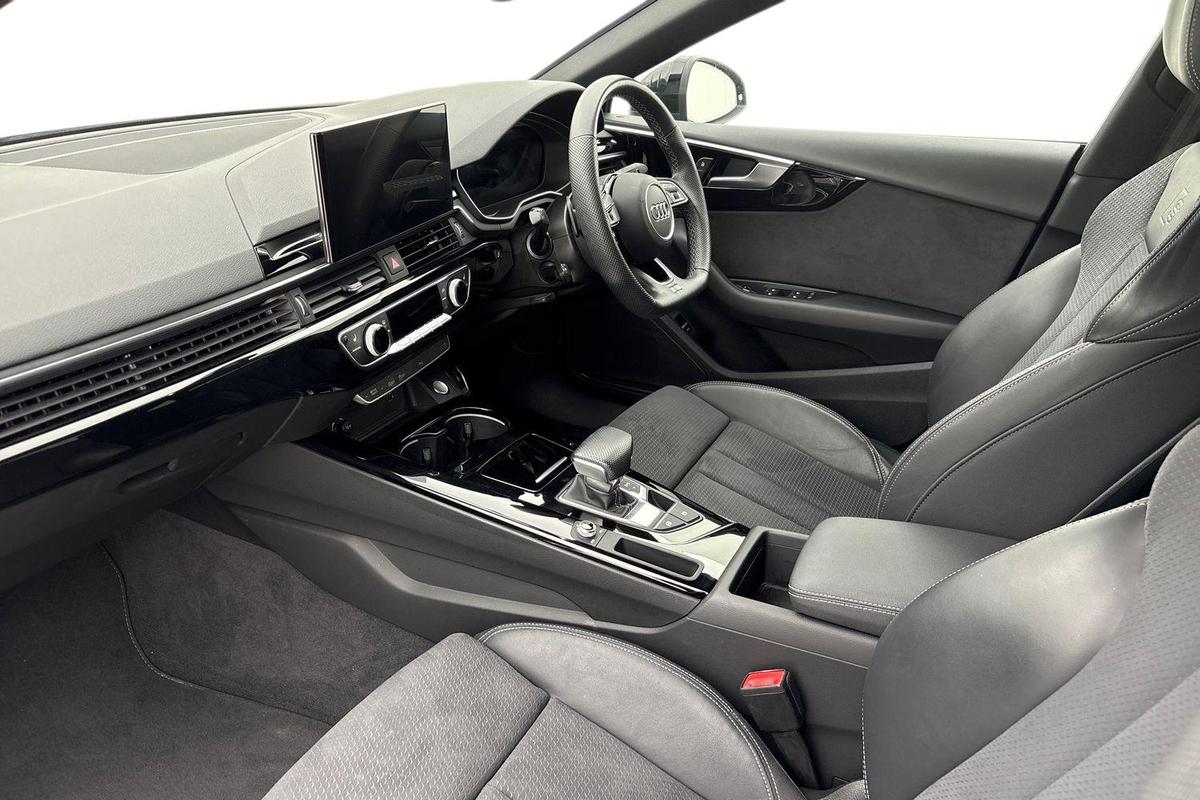 Used Audi A5 2023 for sale - 76676378: Photo 2