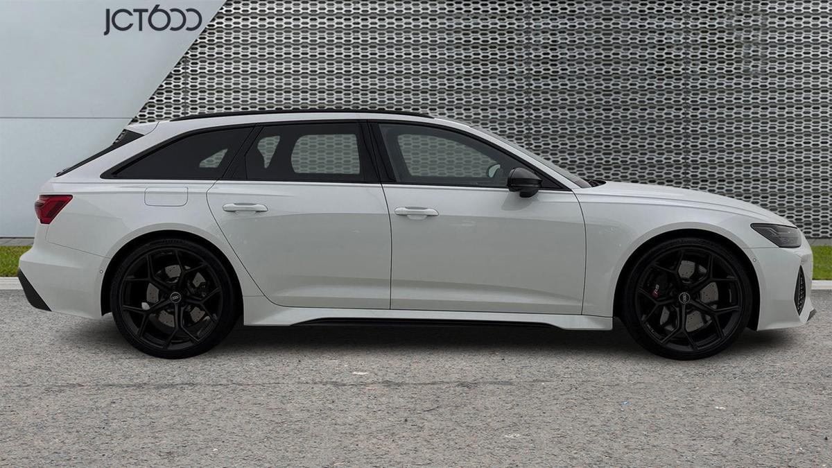Used Audi RS6 2024 for sale - 76677696: Photo 4