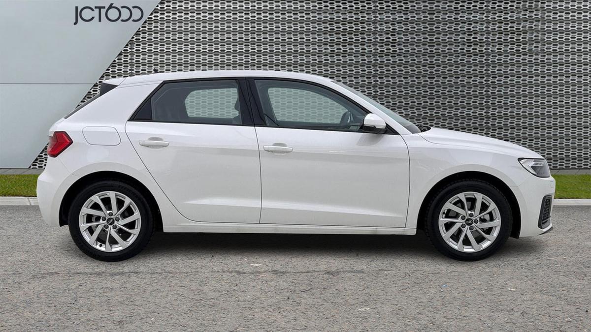 Used Audi A1 2024 for sale - 76677011: Photo 4