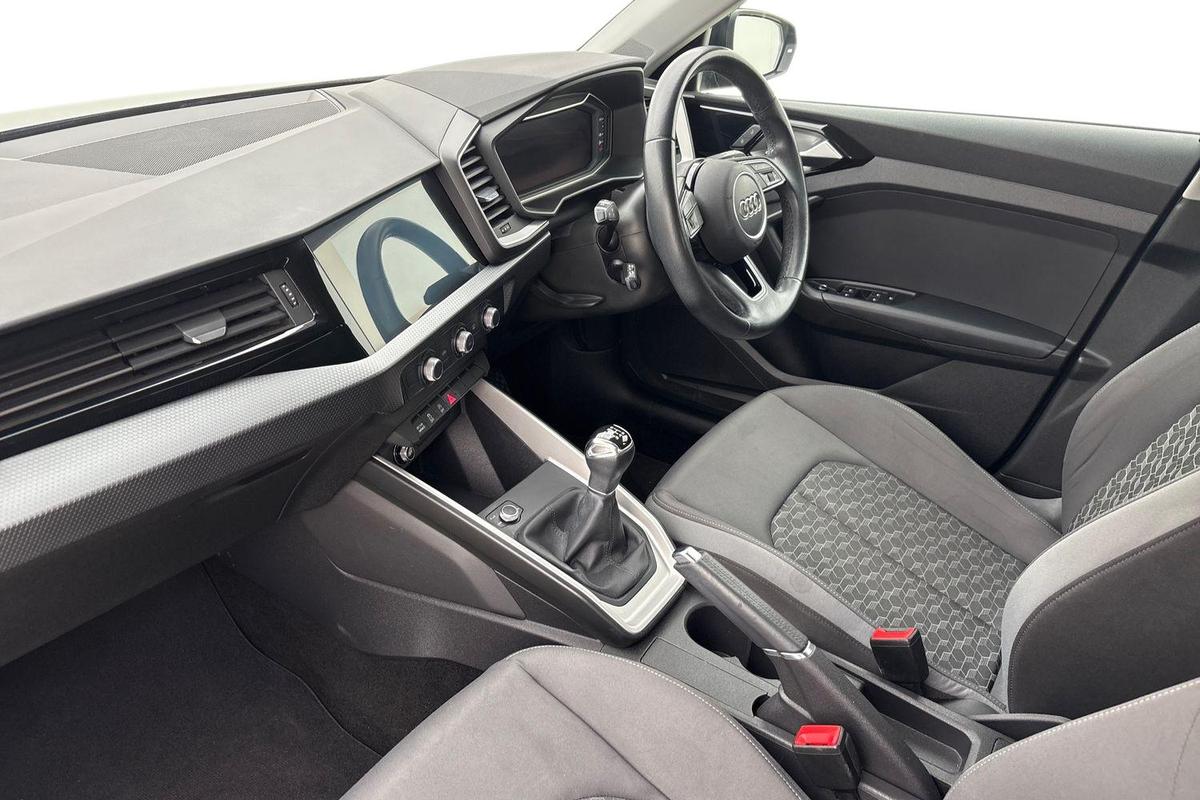 Used Audi A1 2022 for sale - 76918896: Photo 2