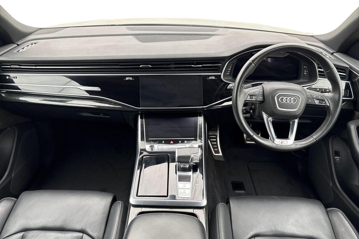Used Audi Q8 2021 for sale - 77533100: Photo 10