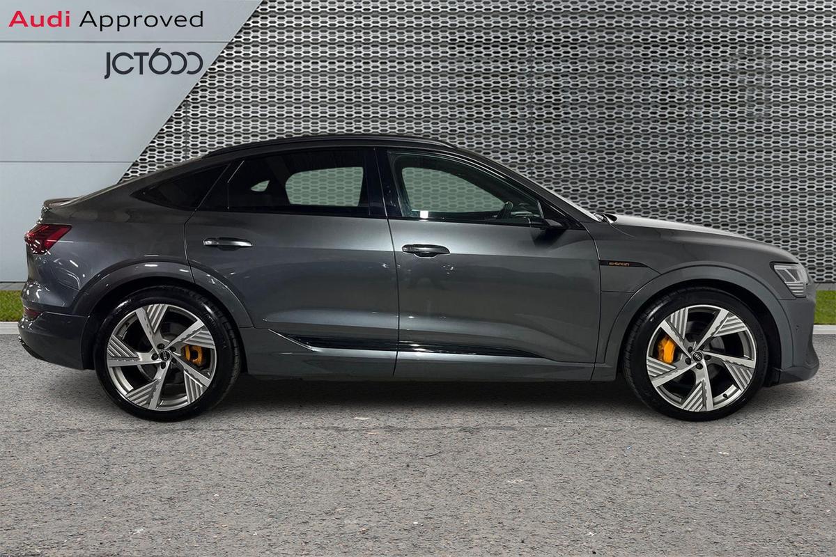 Used Audi e-tron 2022 for sale - 77578737: Photo 4