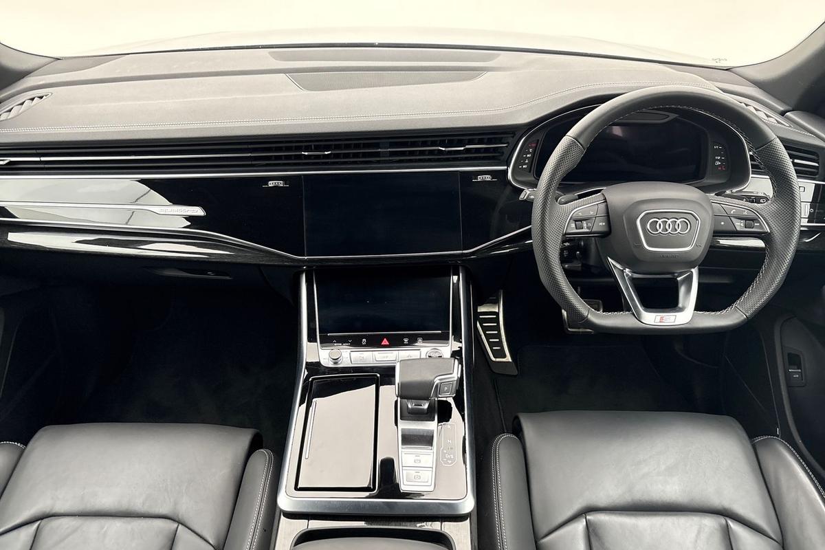 Used Audi Q8 2023 for sale - 76675645: Photo 10