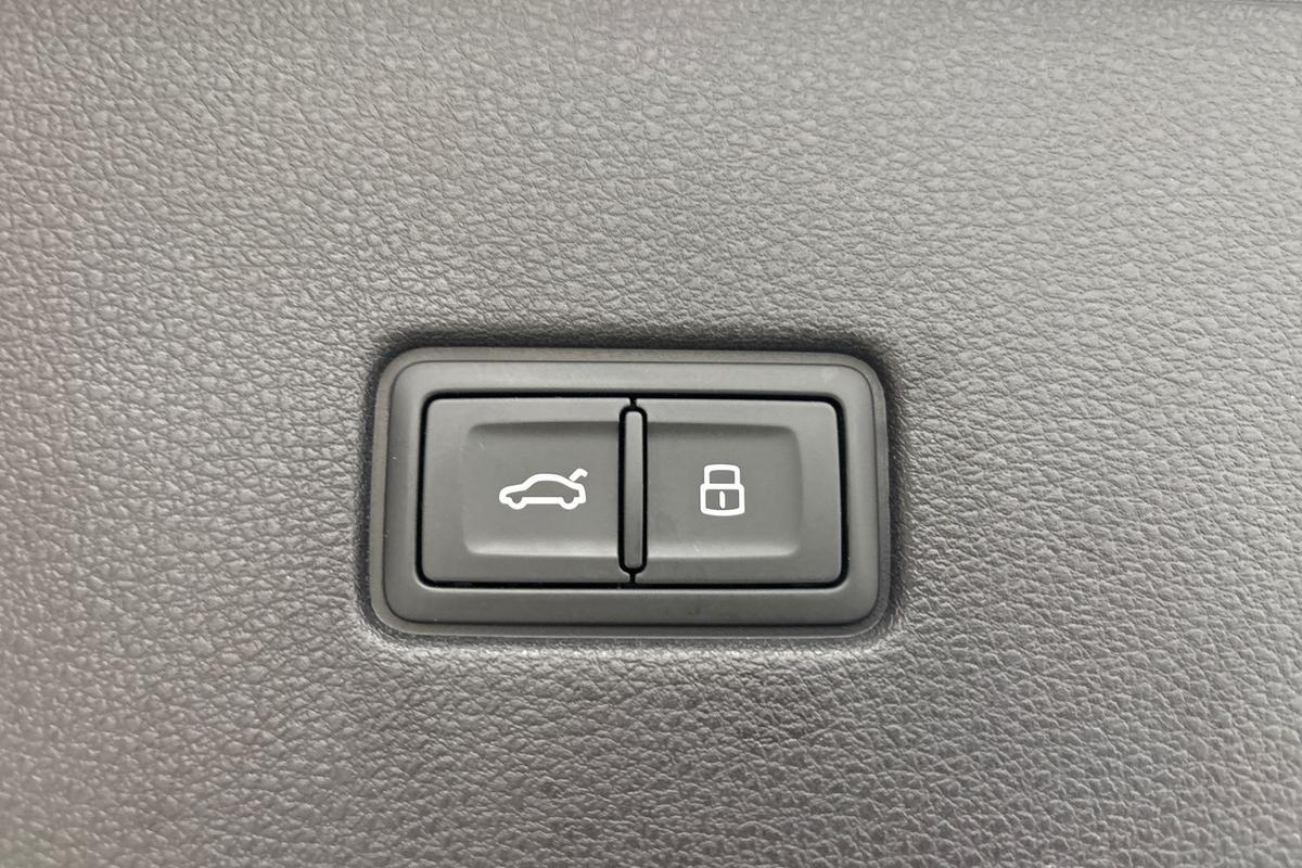 Used Audi Q8 2023 for sale - 76675645: Photo 23