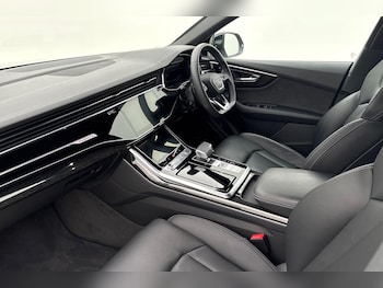 Used Audi Q8 2023 for sale - 76675645: Photo