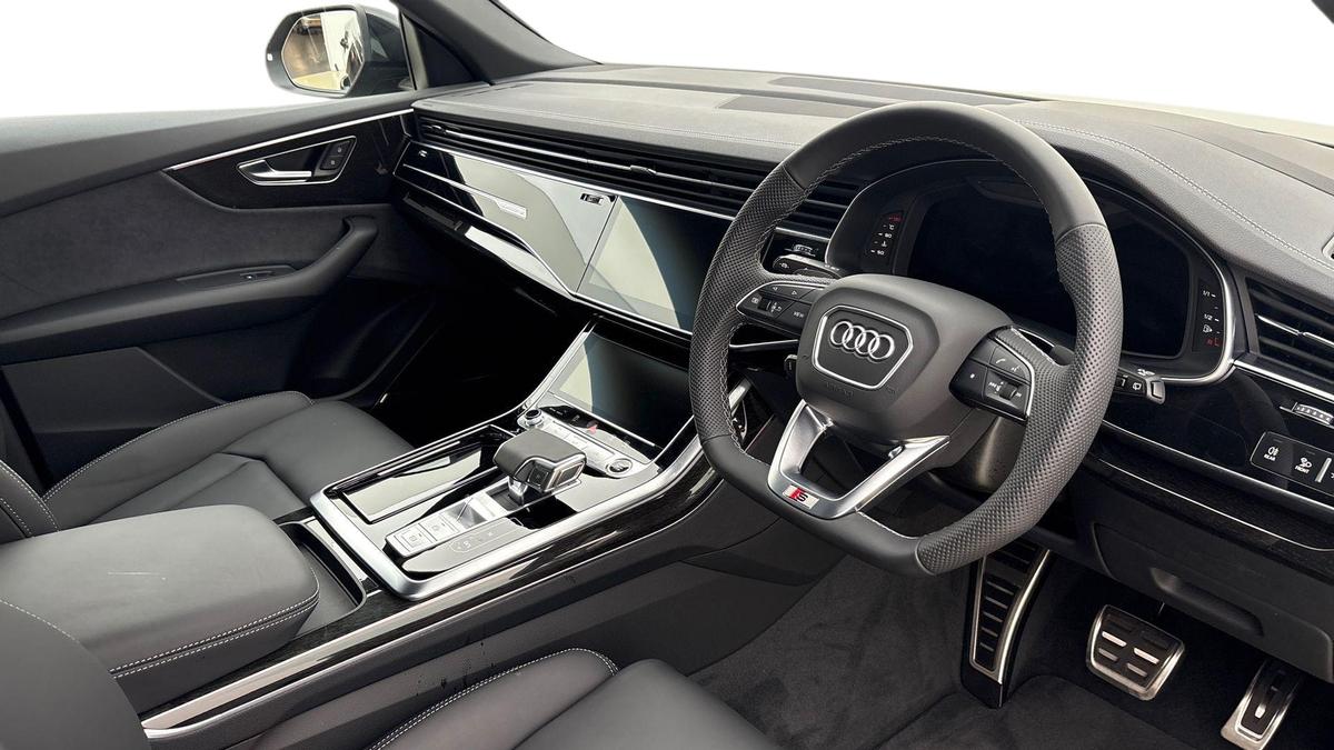 Used Audi Q8 2025 for sale - 76678177: Photo 6