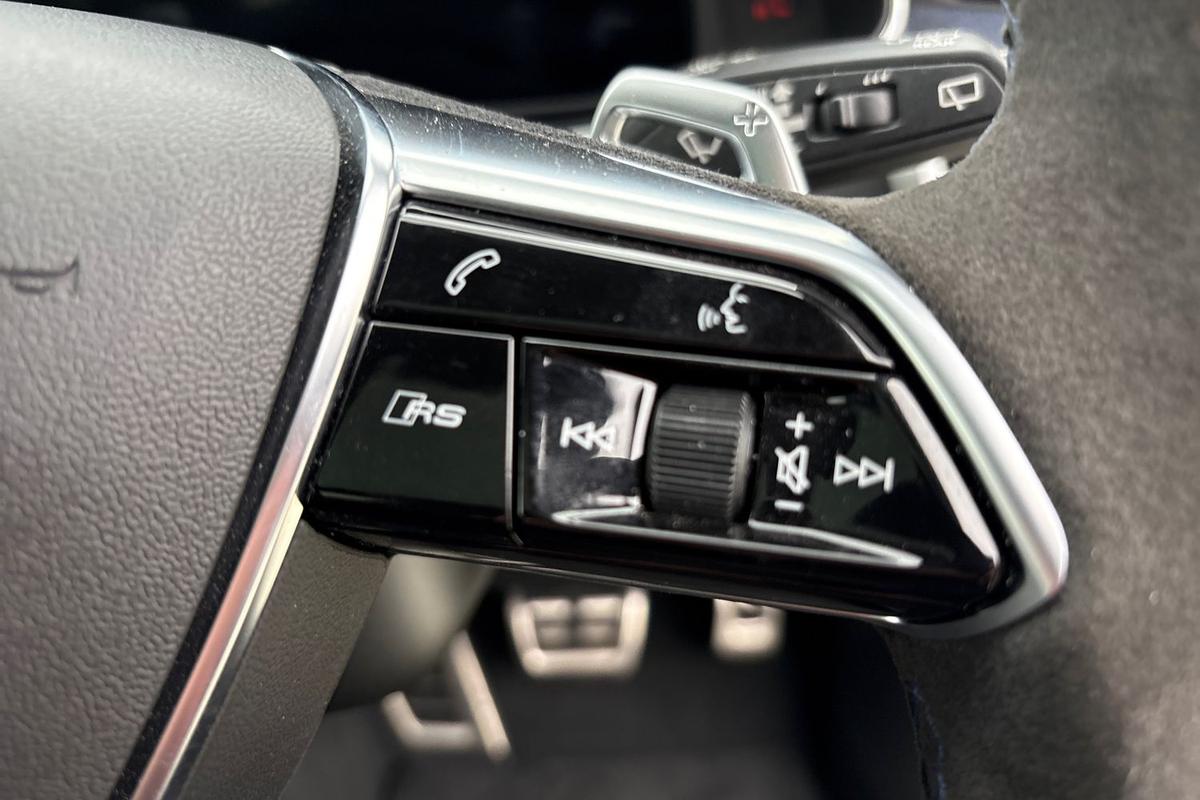 Used Audi RS6 2024 for sale - 77533149: Photo 17