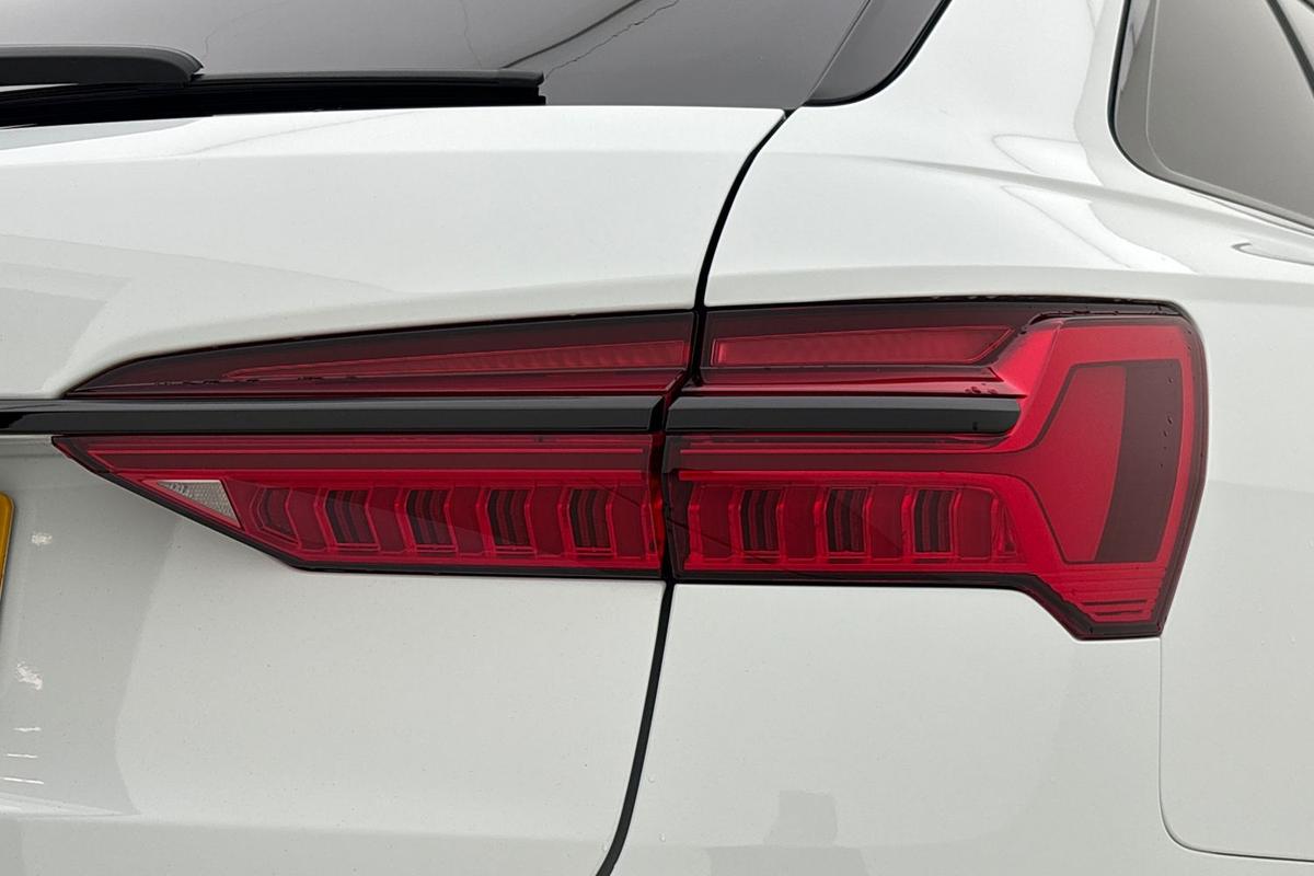 Used Audi RS6 2024 for sale - 77533149: Photo 18