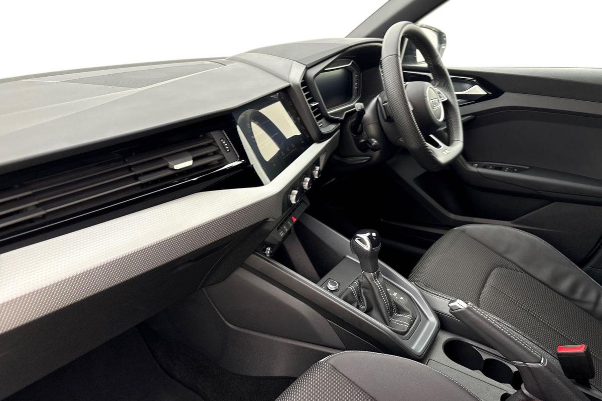 Used Audi A1 2025 for sale - 77533420: Photo 2