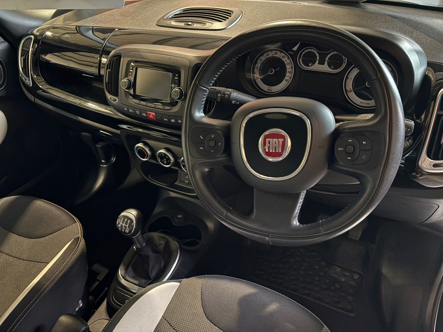 Used Fiat 500L 2014 for sale - 78123716: Photo 16