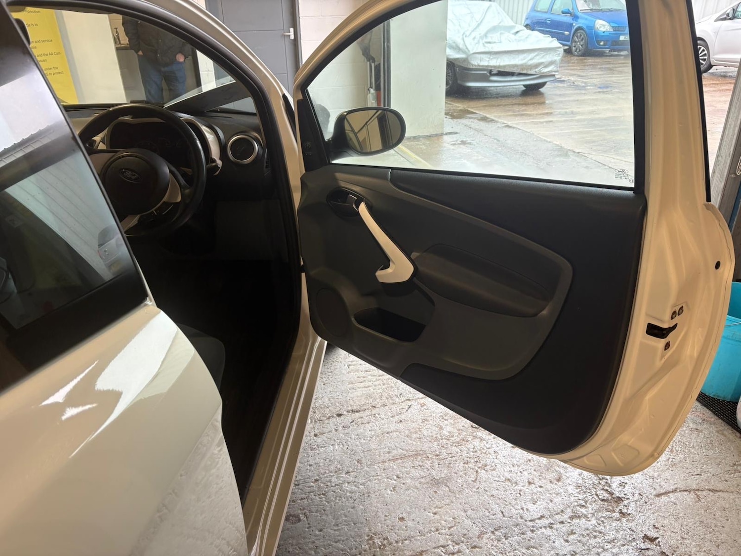 Used Ford Ka 2012 for sale - 76963599: Photo 19