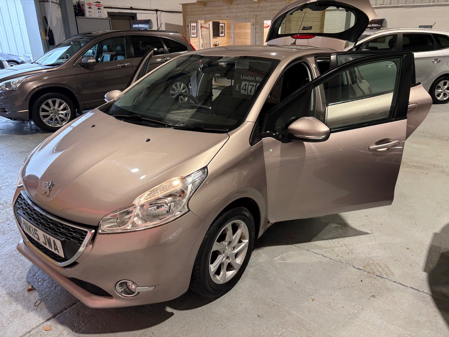 Used Peugeot 208 2015 for sale - 77189567: Photo 10