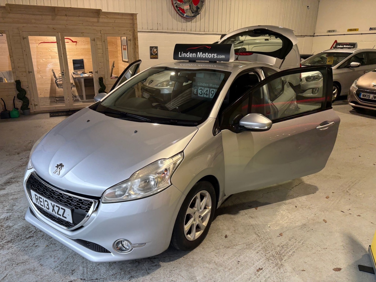 Used Peugeot 208 2013 for sale - 77289473: Photo 11