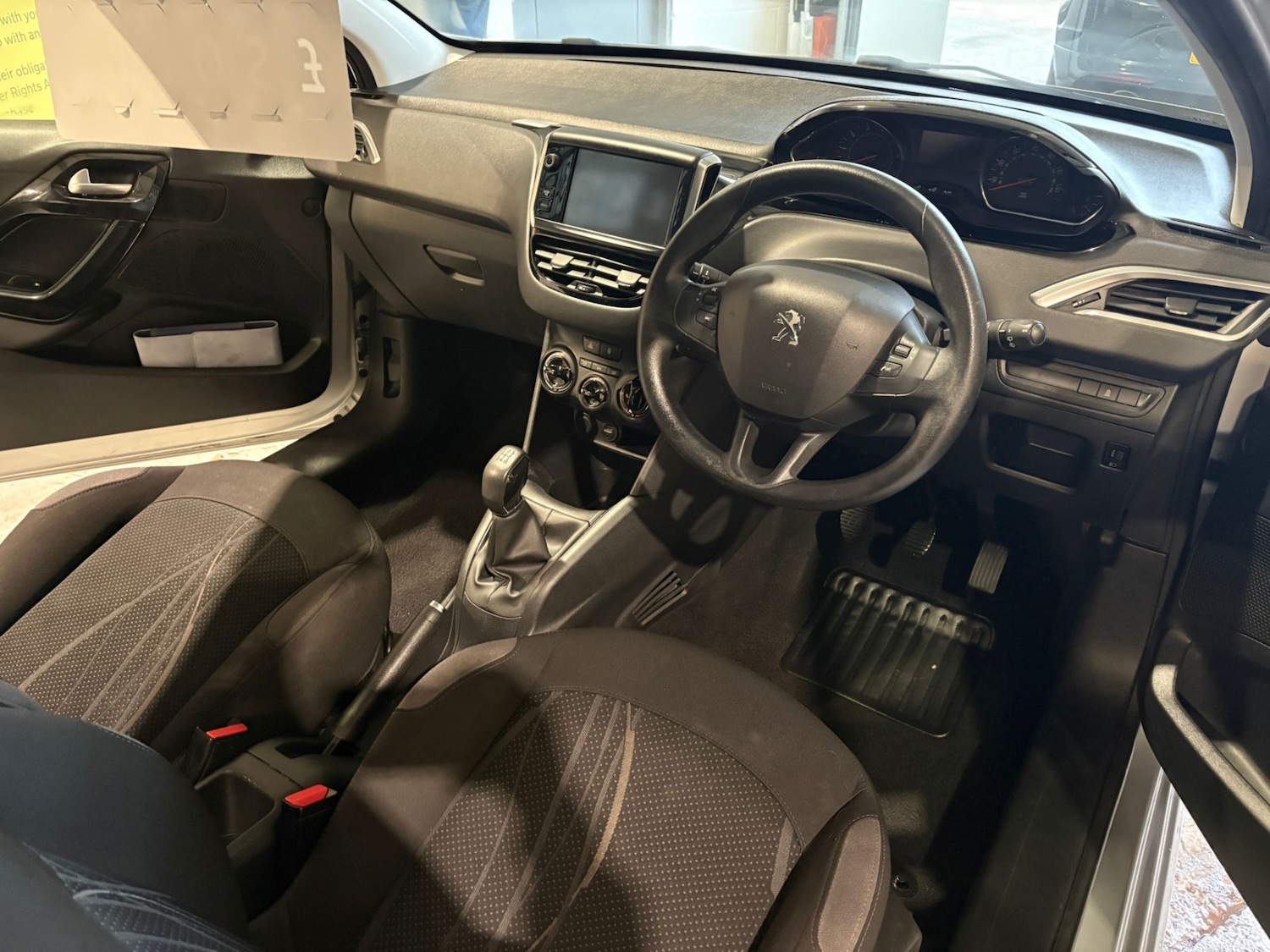 Used Peugeot 208 2013 for sale - 77289473: Photo 14