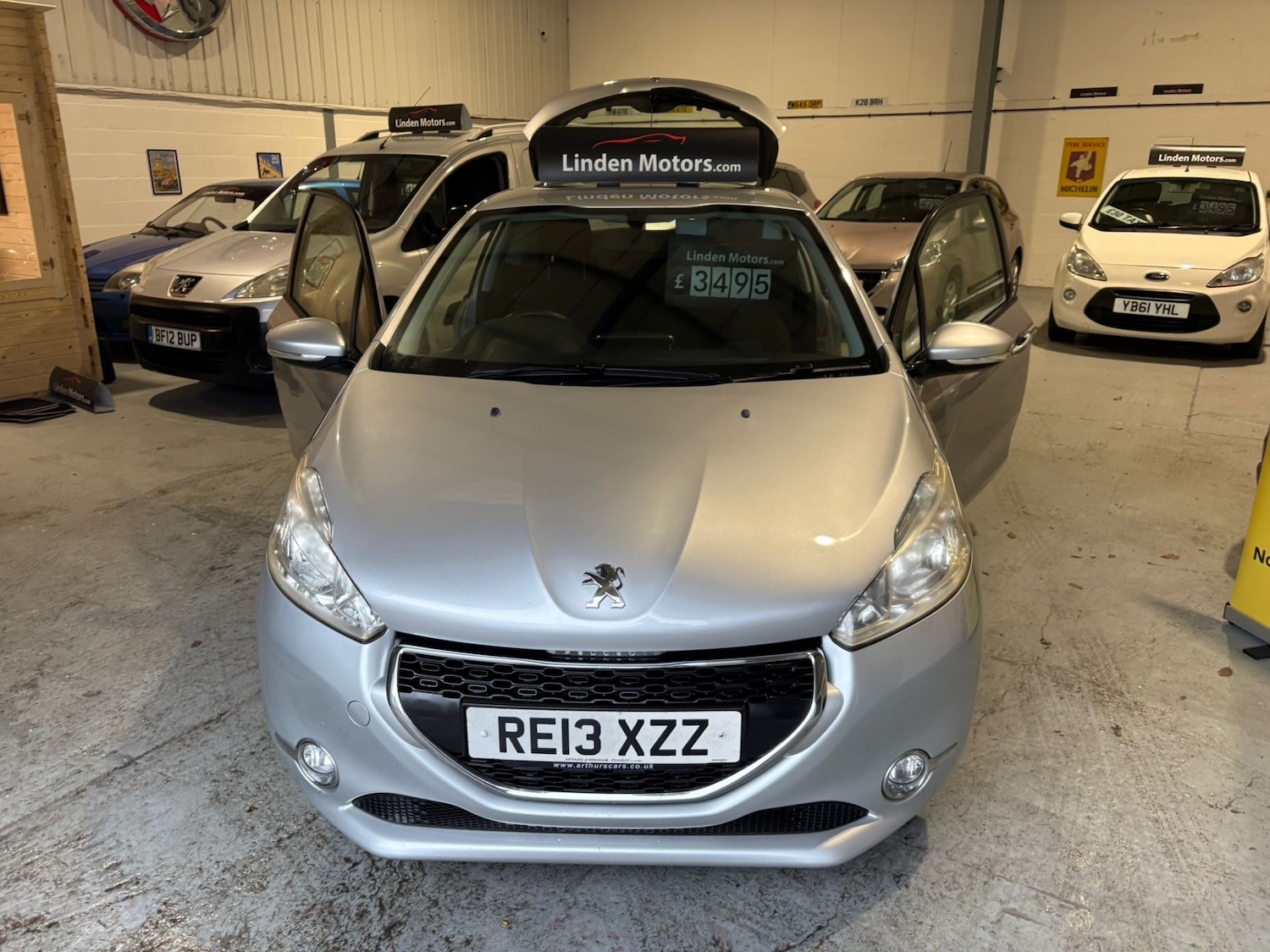 Used Peugeot 208 2013 for sale - 77289473: Photo 16