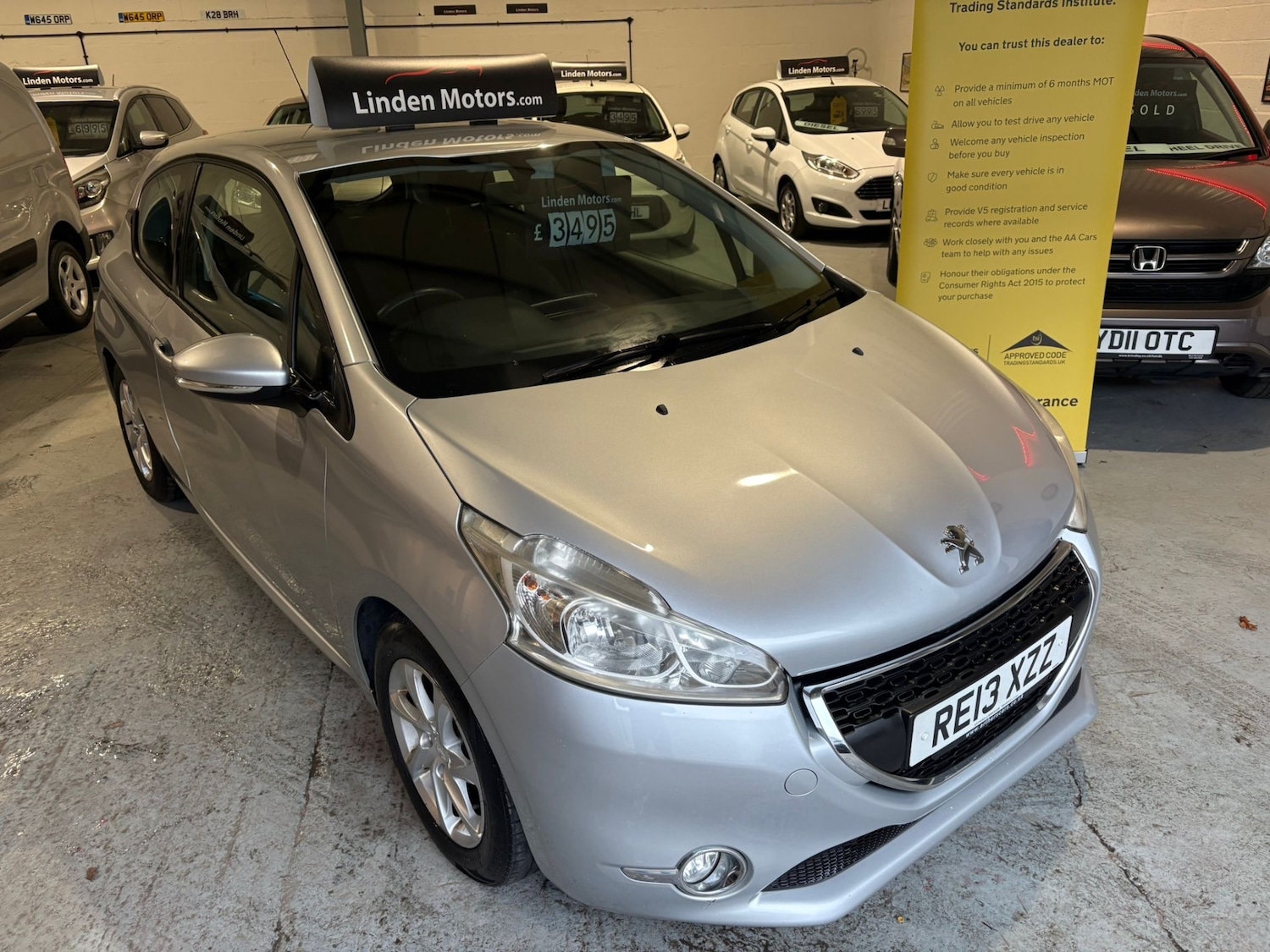 Used Peugeot 208 2013 for sale - 77289473: Photo 8