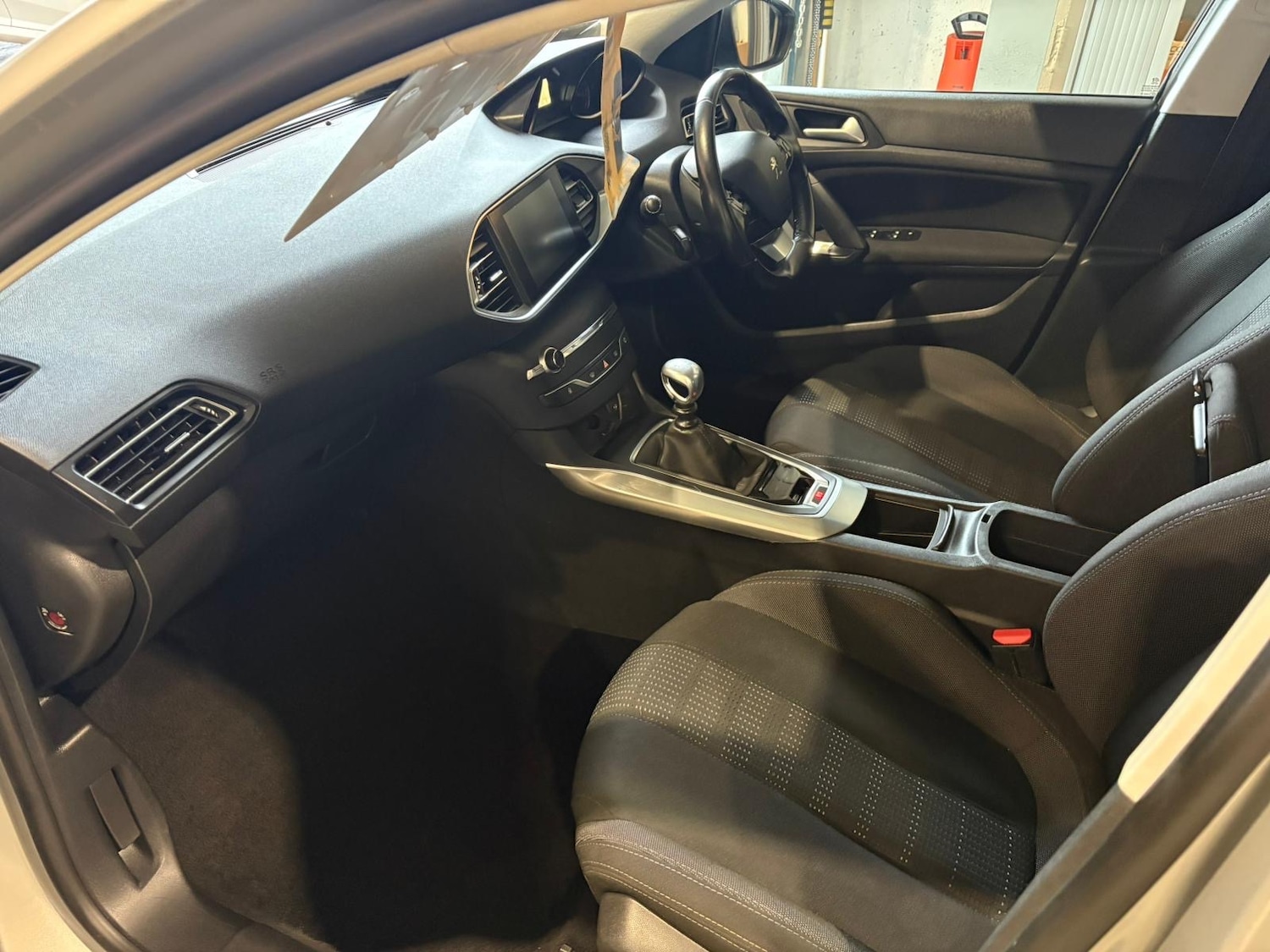 Used Peugeot 308 2015 for sale - 77438603: Photo 16