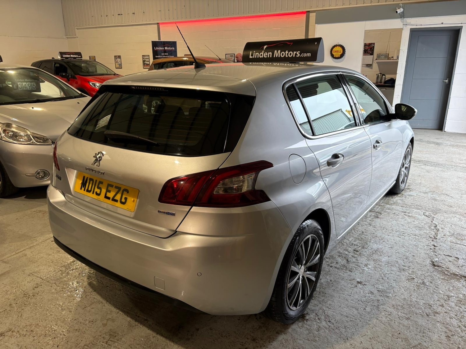 Used Peugeot 308 2015 for sale - 77438603: Photo 9