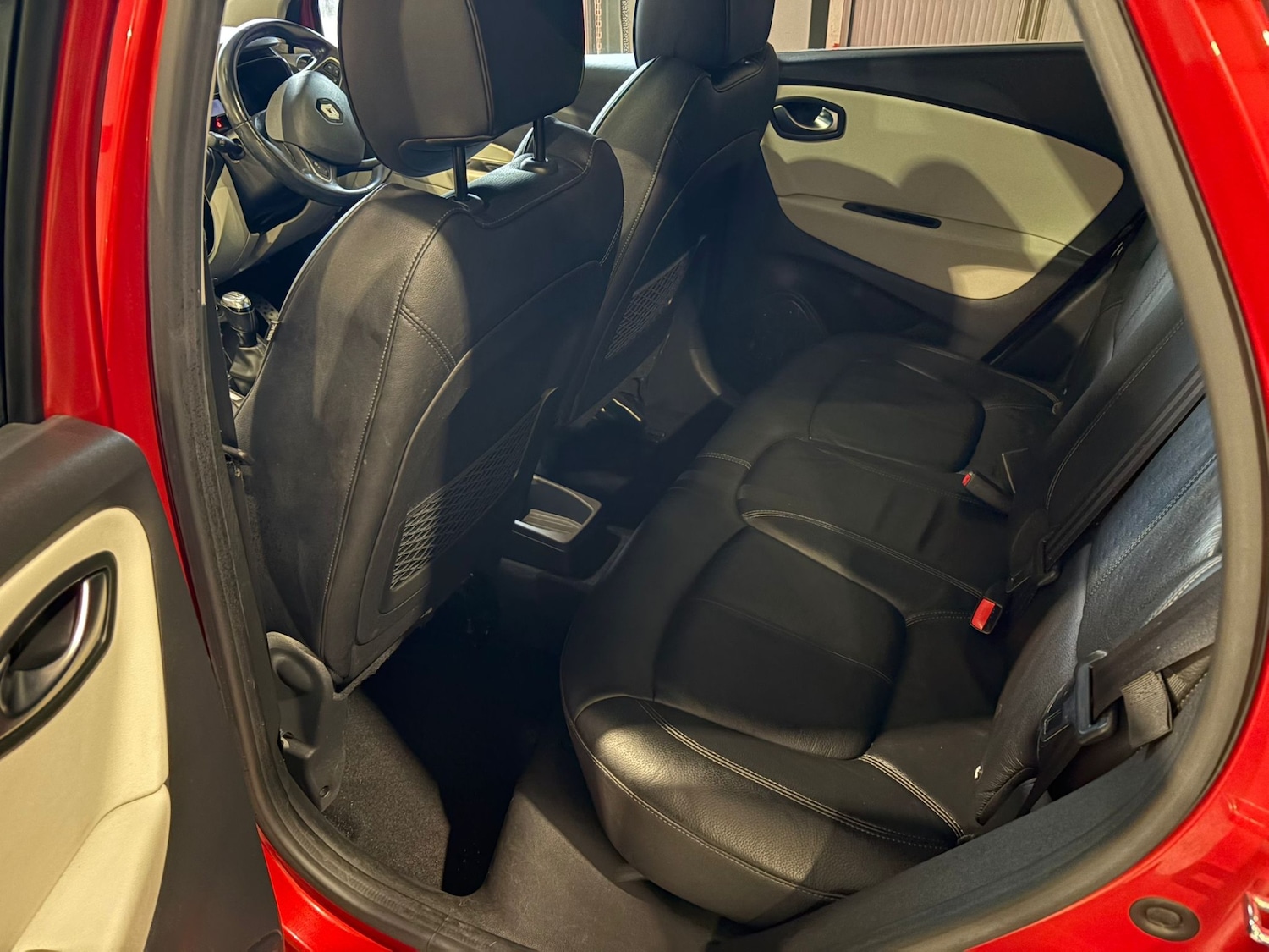 Used Renault Captur 2019 for sale - 77319876: Photo 16