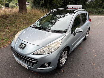 Used Peugeot 207 2011 for sale - 79679842: Photo