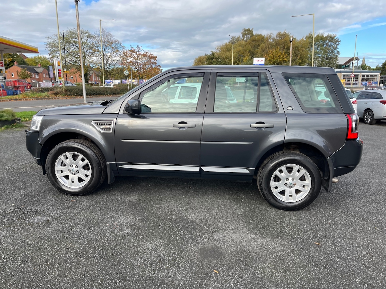 Used Land Rover Freelander 2011 for sale - 76293291: Photo 9