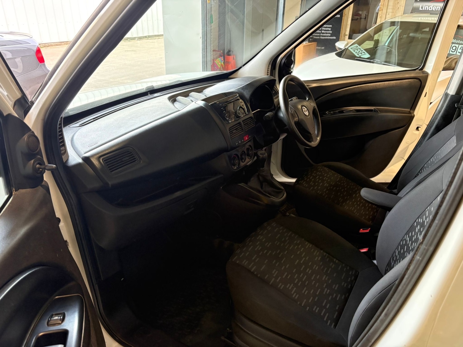 Used Vauxhall Combo 2016 for sale - 77595223: Photo 12