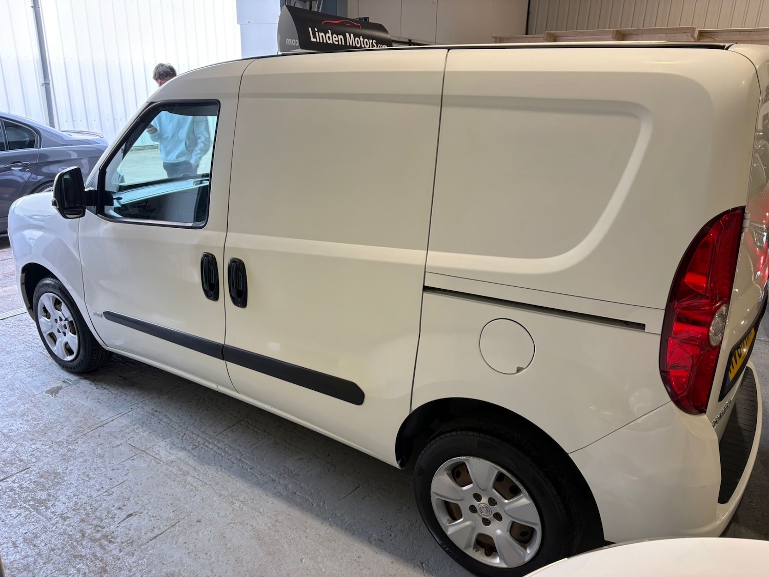 Used Vauxhall Combo 2016 for sale - 77595223: Photo 4