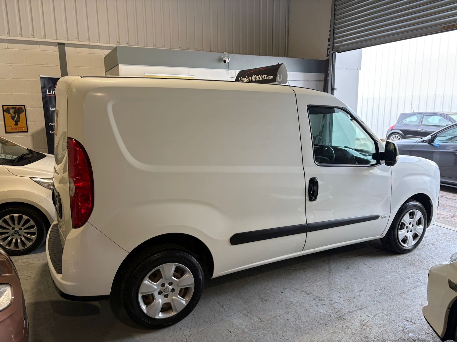 Used Vauxhall Combo 2016 for sale - 77595223: Photo 5