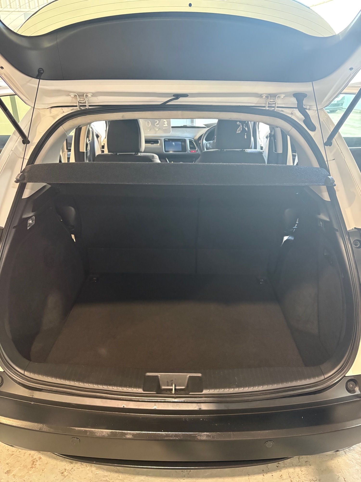 Used Honda HR-V 2018 for sale - 76638701: Photo 12