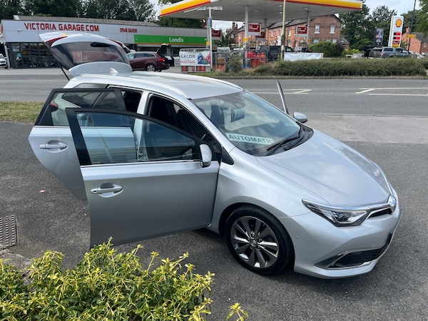 Used Toyota Auris 2017 for sale - 75500338: Photo 14