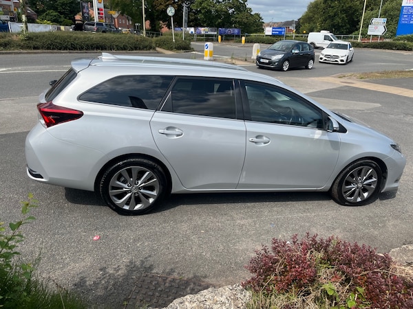 Used Toyota Auris 2017 for sale - 75500338: Photo 5