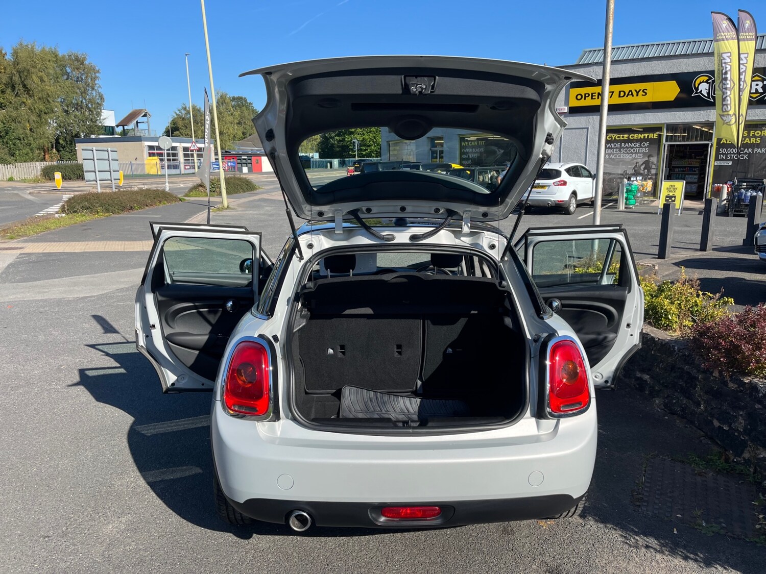 Used MINI Hatch 2015 for sale - 76063947: Photo 18
